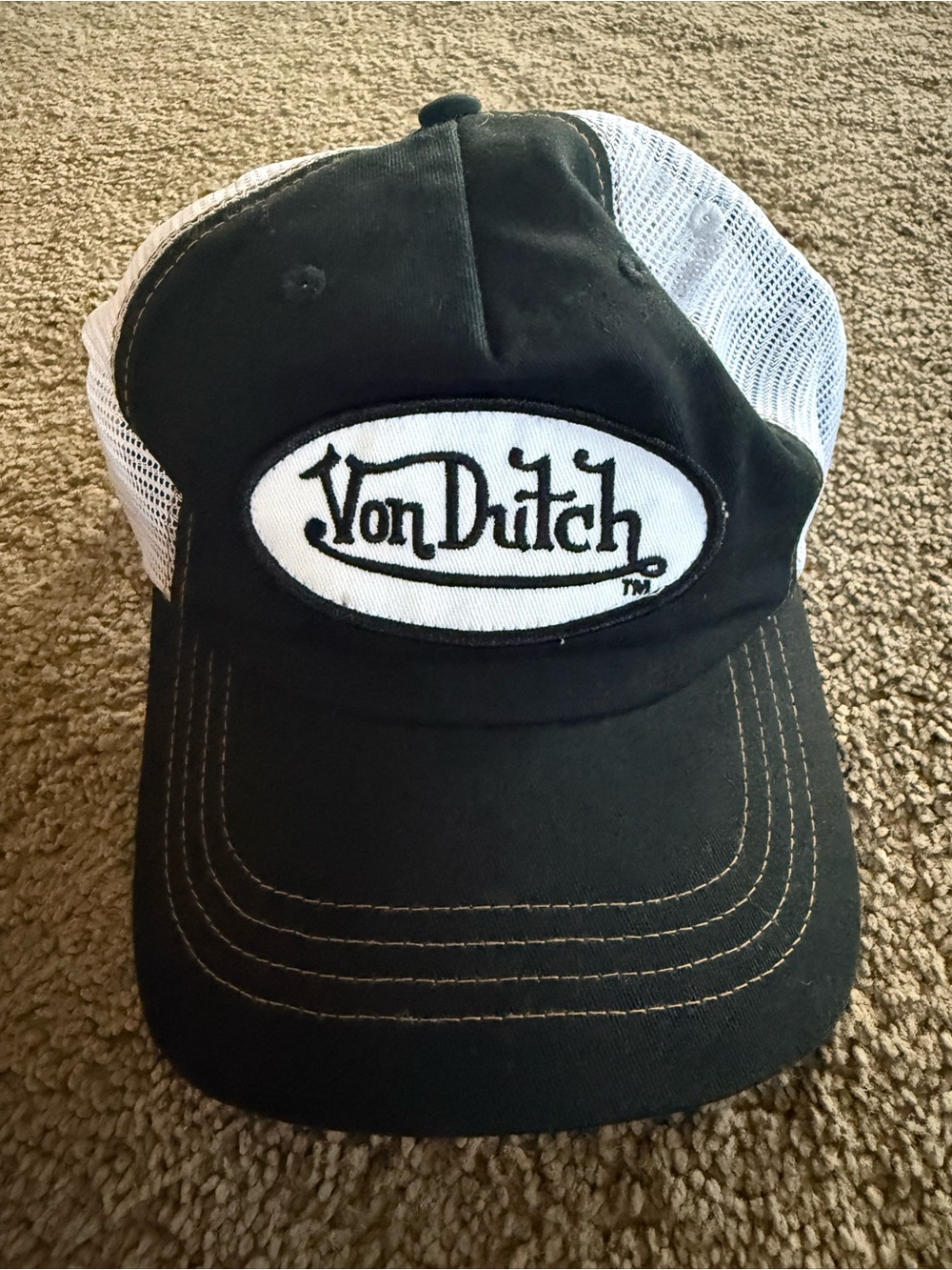 Von Dutch Black & White Logo Mesh Trucker Cap